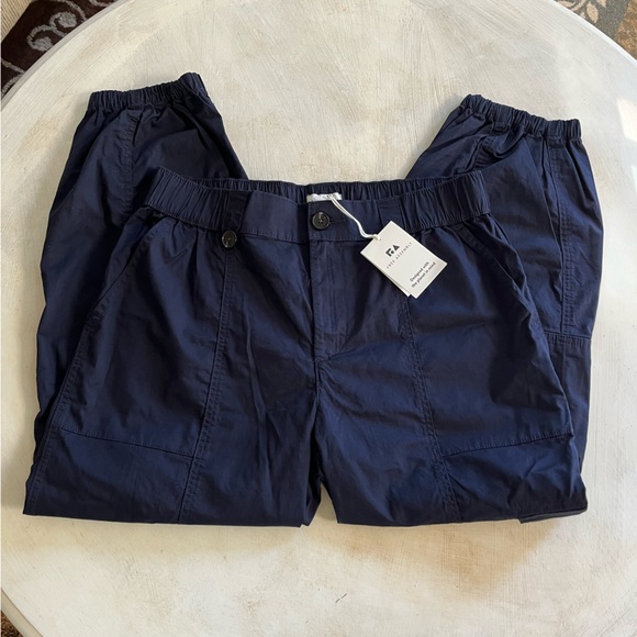 NWT Free Assembly Navy Joggers, Medium - Picture 5 of 14